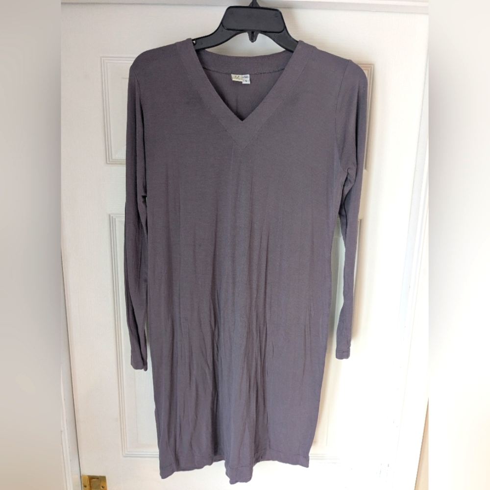BYTAVI Long Sleeve Basic Dress in Wisteria